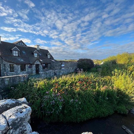 Aille River Tourist Hostel Glamping Doolin Zewnętrze zdjęcie